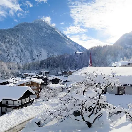 Holiday home Oberhaus By Interhome